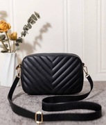 Mała torebka damska typu crossbody