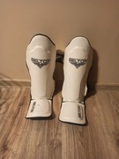 BELTOR OCHRANIACZE GOLENI I ŚRÓDSTOPIA NA RZEP BIAŁE MMA GEL