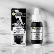 Garnier Czysta Skóraserum przeciw niedoskonałościom do twarzy, 30 ml