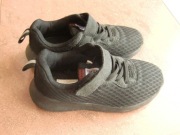 Chłopięce siateczkowe buty sportowe rozm. 31 (wkładka 19,3 cm)