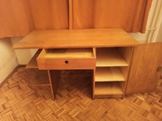 biurko, uzywane, podniszczone ale solidne, TANIO