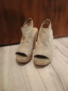 Koturny Stuart Weitzman