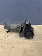 Nissan X-trail t32  Wspornik łapa alternatora 1.6 DCI 117105124R