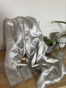 Nowy Elegancki SZAL wieczorowy satynowy srebrzysto szary błysk 65x180 cm