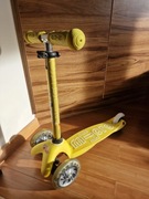 Hulajnoga Micro Mini Deluxe LED świecące koła