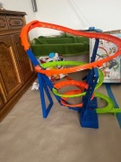 Hot Wheels Tor Wyścigowe Tornado Zestaw HJT51