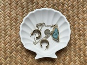 Stylowa Podkładka Muszla – Jasny Szaro-Beżowy Akcent do Twojego Wnętrza!