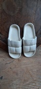 Białe klapki damskie miękkie EVA wygodne rozmiar 40–41