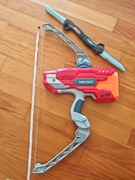 Zestaw łuk Nerf + dwa plastikowe sztylety 