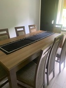 Zestaw stół i 8 krzeseł