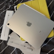 iPad 10 gen 64GB Wi-Fi Silver + Apple Pencil gen1+ etui