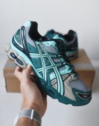 Asics x Kiko Kostadinov - UB3-S Gel Nimbus 9 - nowe buty r. 44 - cumulus