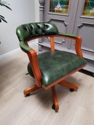 Gabinetowy FOTEL chesterfield  821/2025