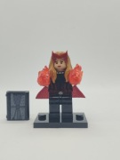 Minifigurka Scarlet Witch z księgą Avengers Marvel Kompatybilna z LEGO
