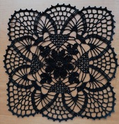 SERWETKA SZYDEŁKOWA PODKŁADKA 28 x28CM CZARNA 