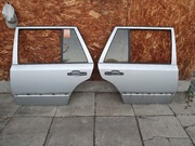 Mercedes W124 E klasa kombi tył lewe i prawe.