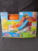 Tor wyścigowy plus autko grające 