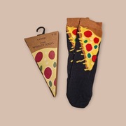 Skarpety w ozdobnym kartoniku rozmiar 27-30