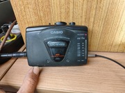 Walkman z radiem FM Casio AS-303R Uruchamia się 