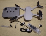 Dron DJI Mini 2 SE Lekki i przenośny nowy