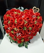 Stroik/ wiązanka na cmentarz,  Serce z róż , dzień Mamy 