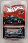 HOT WHEELS RLC 1968 CUSTOM PLYMOUTH BARRACUDA + PROTECTOR (OPIS!)