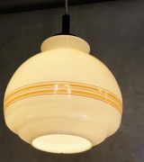 Lampa wisząca PRL szklany klosz, S.I .TWÓRCZOŚC Gliwice vintage.