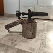 stara lutlampa opalarka na benzynę