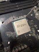Procesor Ryzen 7 2700x