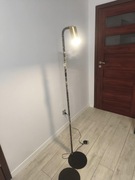 Stylowa lampa podłogowa czarno-złota, minimalistyczna E27