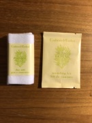 Zestaw naprawczy do szycia oraz szmatka do butów - nowe - oryginalne