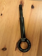 Ucho oczko do holowania hak Volvo S60 2001r