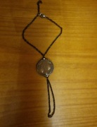 Urocza bransoletka na nadgarstek i palec