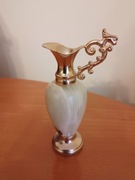 Amfora z onyksu i mosiadzu