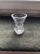 Stary wazonik kryształowy