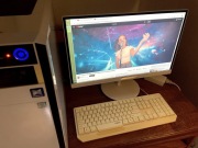 Kompletny komputer PC biały gotowy do działania