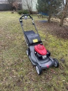 Kosiarka spalinowa HONDA HRX 476 z systemem SELECT DRIVE