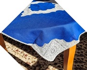 Obrus lniany z koronkami 85 x 85 cm i 6 serwetkami 20 x 20 cm