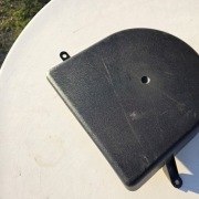 Osłona głośnika Bagażnika Audi A8D2 4D0035449