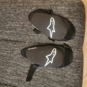 Ochraniacze na łokcie Alpinestars Vector Pro