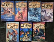 Jeźdźcy smoków z Pern - Anne McCaffrey