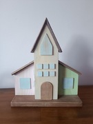 Drewniany domek rękodzieło 