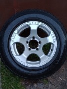 Felgi aluminiowe z oponami zimowymi do Suzuki Grand Vitara