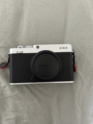 Fujifilm x-e4 plus grip i thumbrest