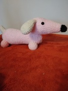 Jamnik wykonany na szydełku 