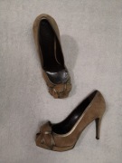 Nowe skórzane zamszowe włoskie buty na obcasie szpilki Daniel Vero Cuoio 37