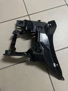 prawe mocowanie halogenu do BMW f20