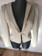 Krótki żakiet dzianinowy