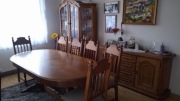 Sprzedam dębowy stół z krzesłami 