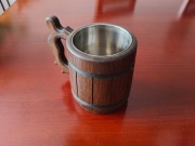 Drewniany kufel / kuferek do piwa w stylu beczki